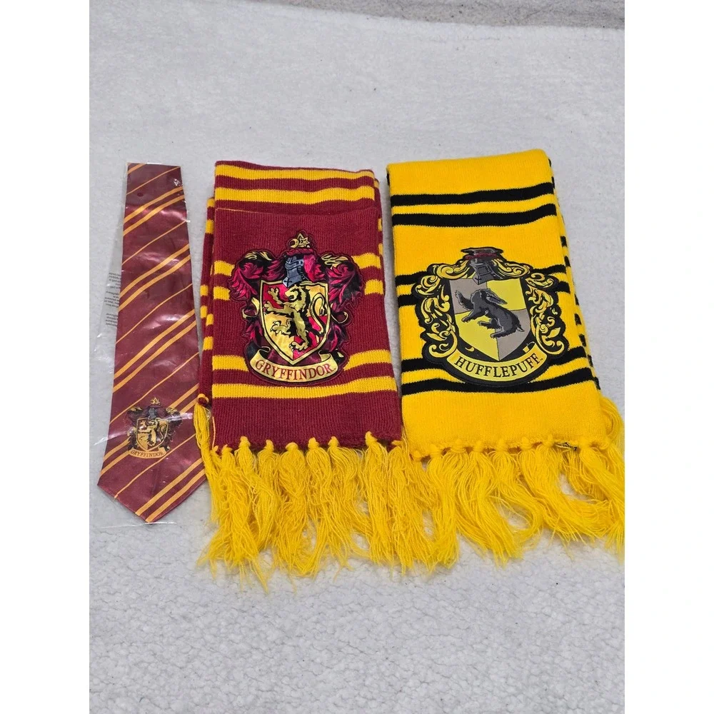 Harry Potter Gryffindor‎ Hufflepuff Scarf Tie Set Wizarding World Cosplay